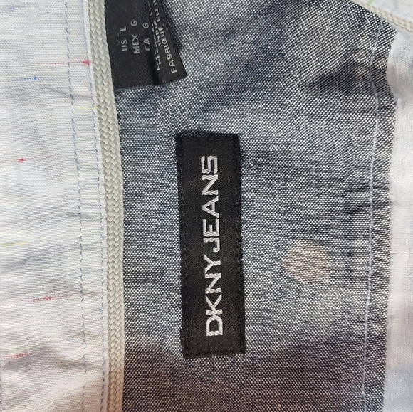 DKNY Jeans Blue Chambray Button Up Shirt Sz Large Casual Paint Splatter Print - Picture 6 of 8